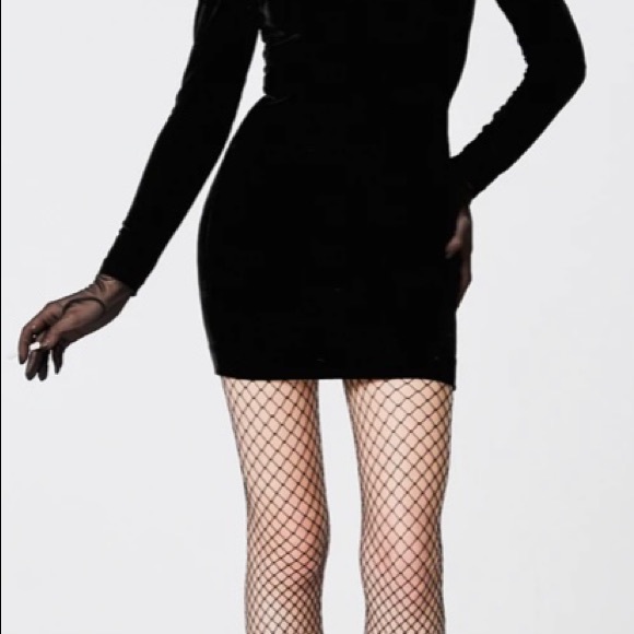 —-SOLD——NWT L’ECOLE DES FEMMES black velvet dress. - Picture 3 of 4